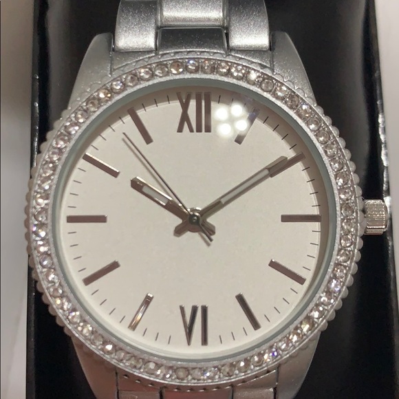 Watch - Picture 2 of 2